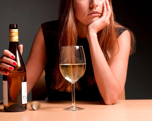 Анонимное лечение женского алкоголизма в Задонске